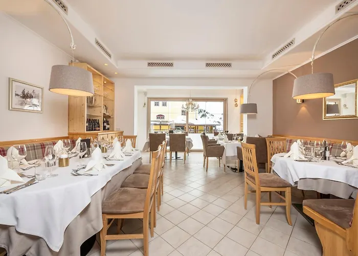 Hotel Tauernblick 3*